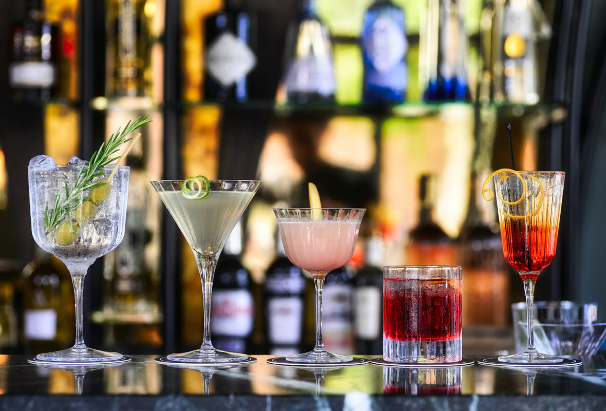 Award-Winning Cocktails and Cuisine: A Gastronomic Journey